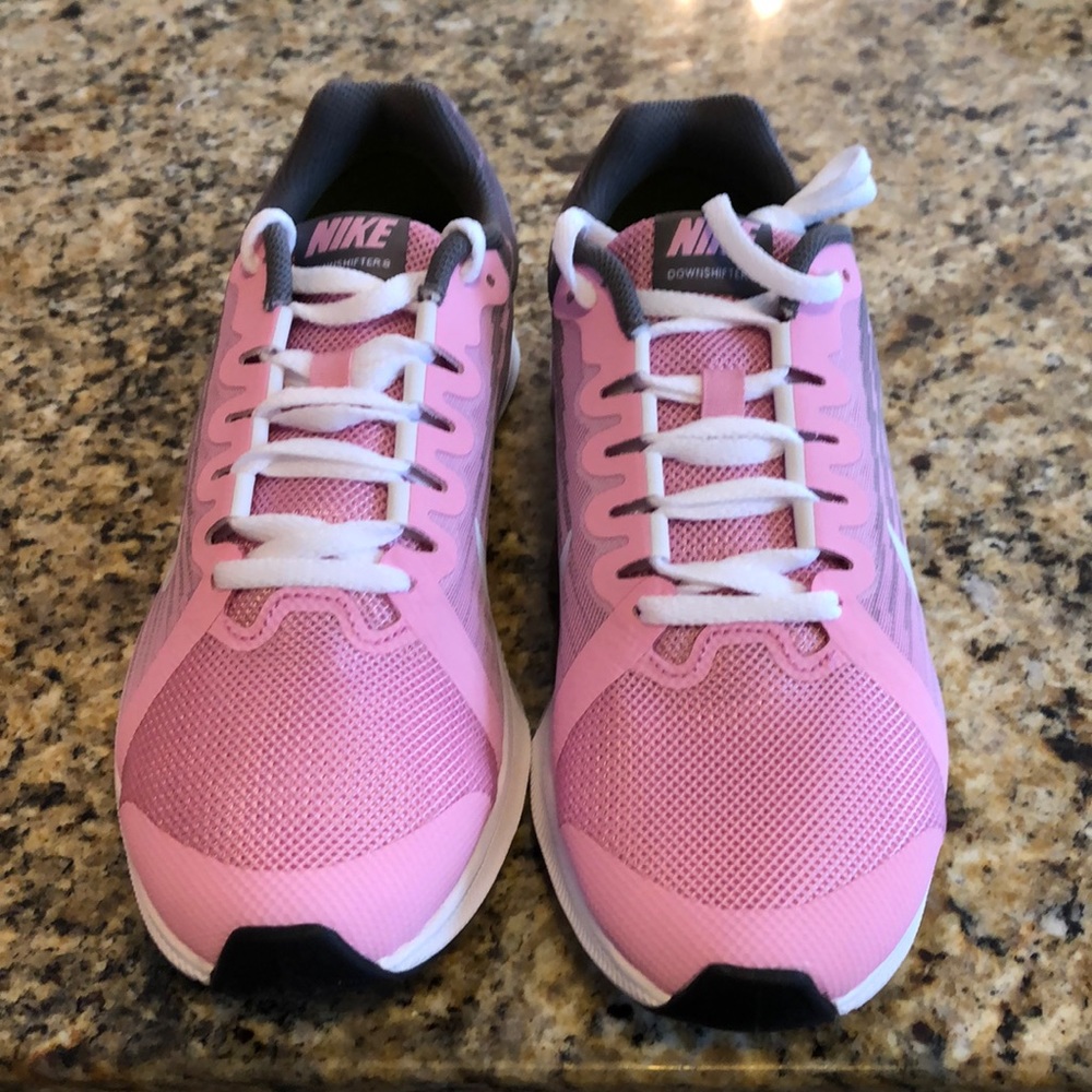 Nike Downshifter 8